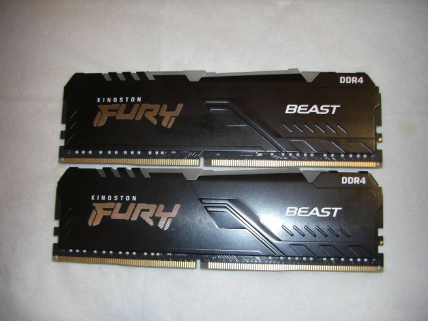 Kingston Fury Beast RGB 16GB (2x8GB) DDR4 3600MHz