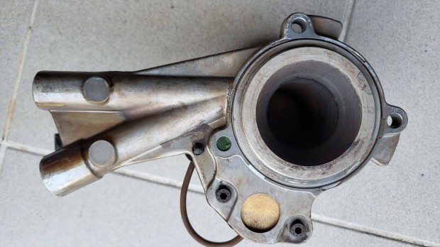 Kinyom�csap�gy Mercedes Atego