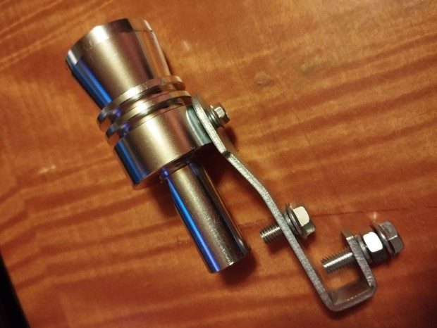 Kipufogcs szuper vlts (aut, motor)