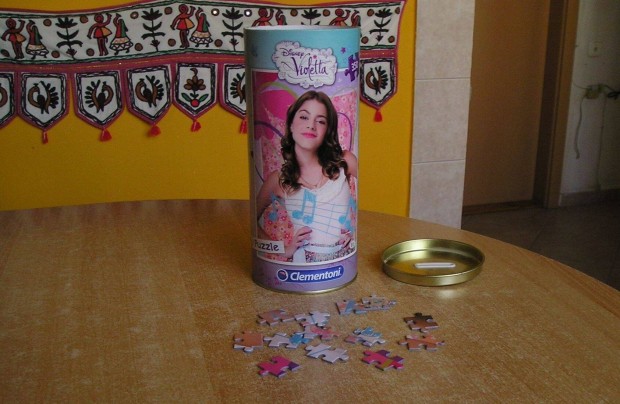 Kirakjtk, puzzle Disney Violetta