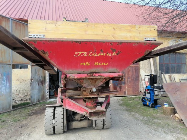 Kirchner 600 kg.-os m�tr�gyasz�r�