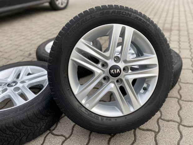 Kis Ceed 2021 gy�ri 16"-os alufelni szett 205/55R16 4s