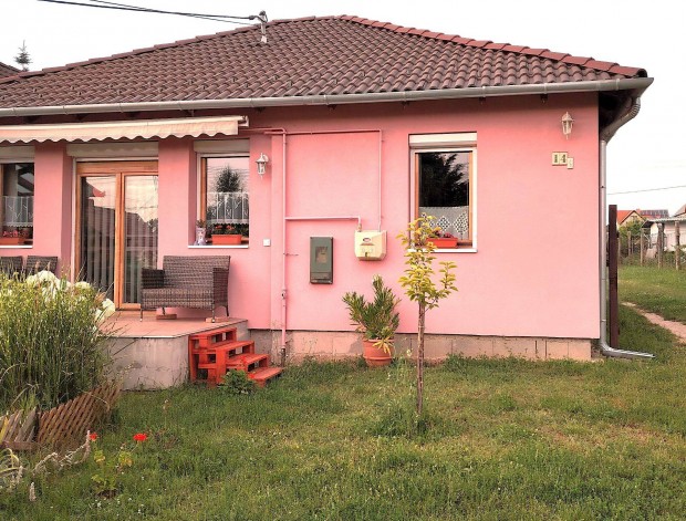 Kis gy�ngyszem Nemesv�moson