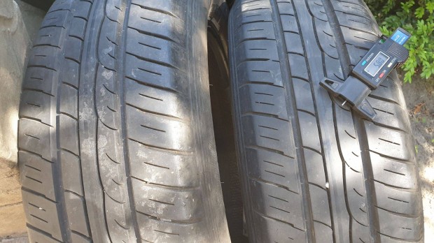 Kis pénzért 175/65 R15 nyári dunlop szett