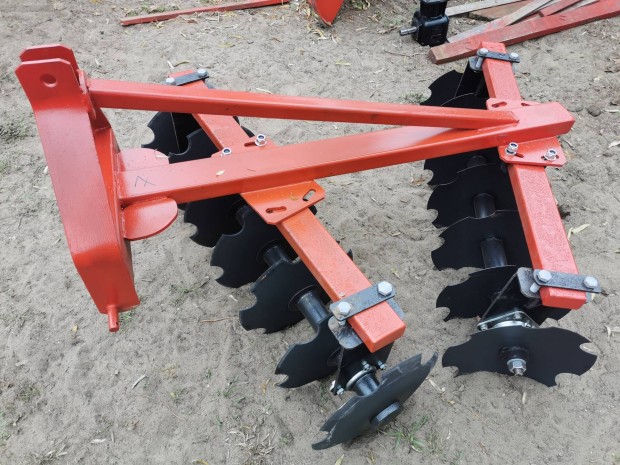 Kis trcsa tz4k japn knai 