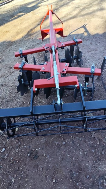 Kis trcsa tz4k japn knai agt carraro 