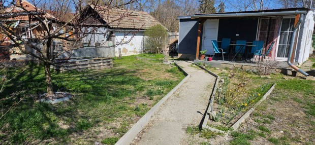 Kis telken kis nyaral�