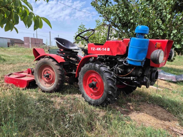 Kis traktor + szrzz TZ-4K-14B