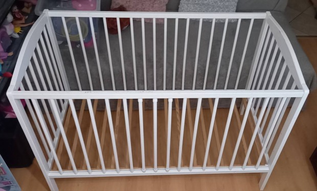 Kiságy matrac nélkül