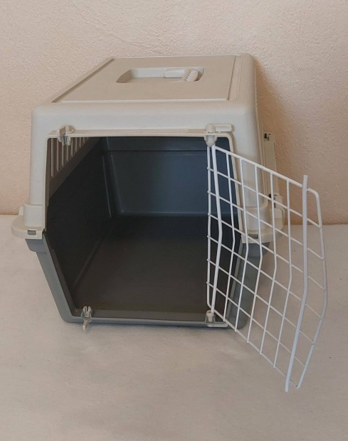 Kis�llat hordoz�/sz�ll�t�box