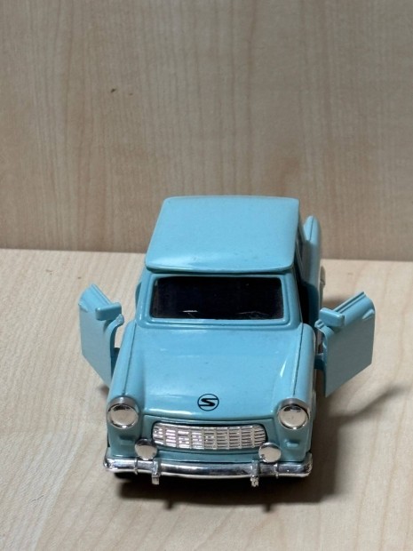 Kisautó, Trabant, játék