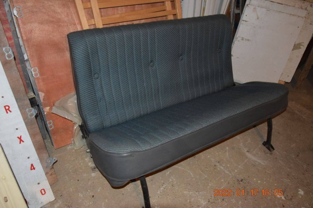 Kisbusz h�ts� �l�ssor