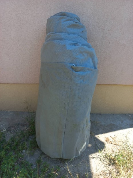 Kisbusz,lakokocsi ponyva j llapotban! Szemlyesen  tvehet!