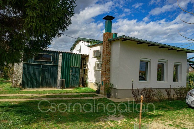 Kisfalud - alacsony rezsivel birtok elad�