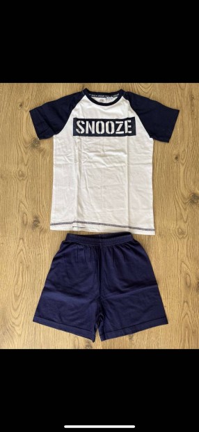 Kisfiú pizsama (134-es, Snooze, rövidnadrágos, F&F)