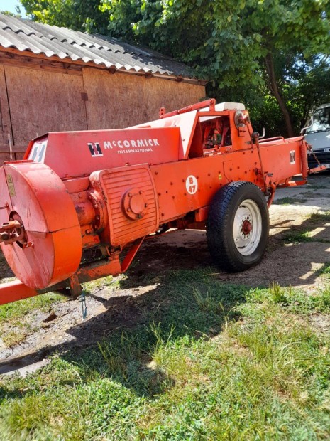 Kiskocka blz IH b47