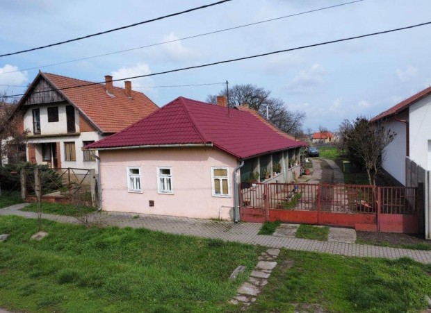 Kiskörei 85 nm-es ház eladó #4905341