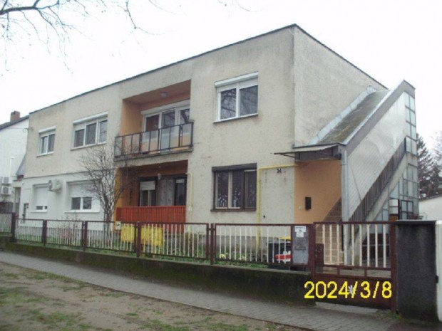 Kiskunhalas, Szchenyi utcban 3 szobs laks elad