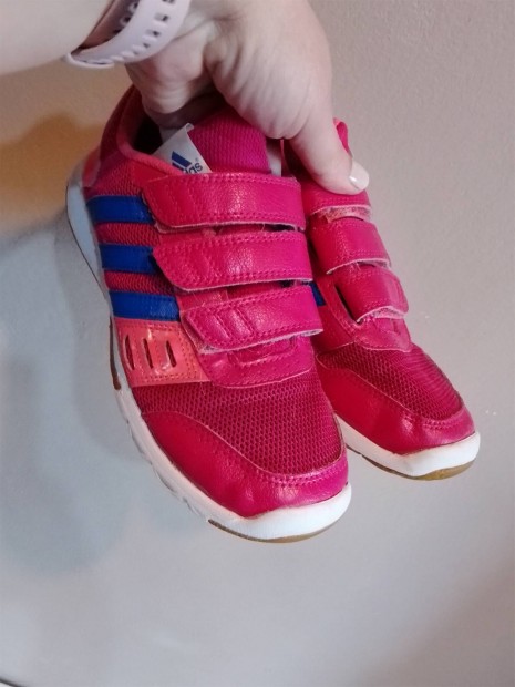 Kislány Adidas rózsaszín 34-es sportcipő