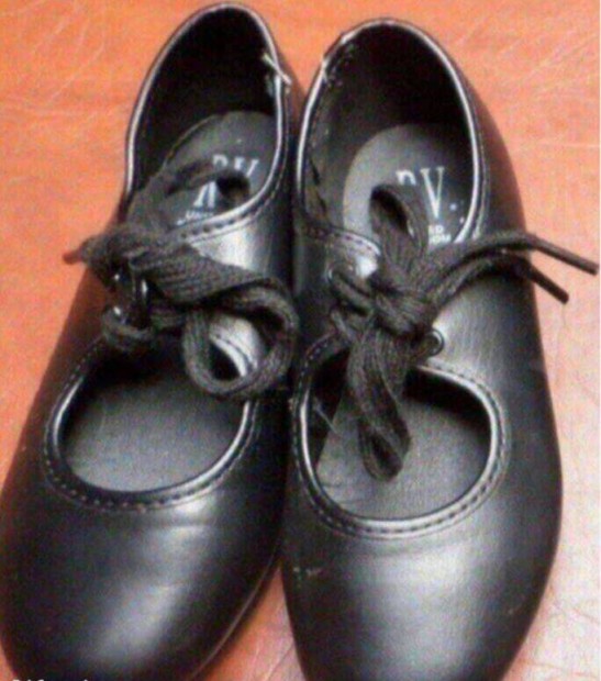 Kislány táncos sztepp cipő