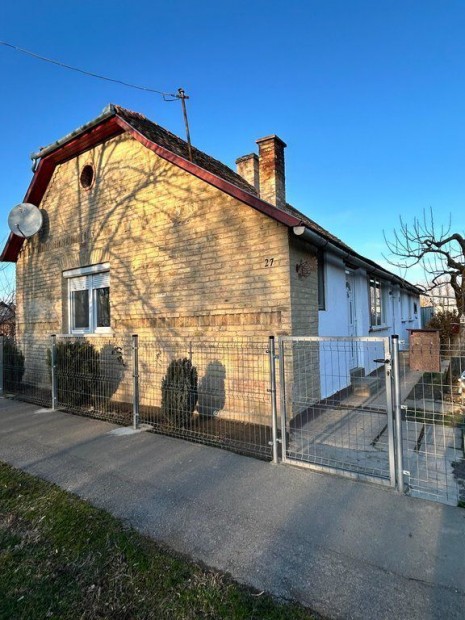 Kislipp�i elad� 80 nm-es h�z