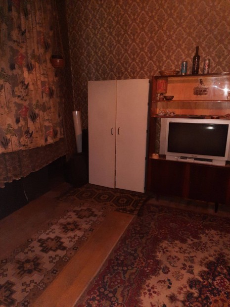 Kispesten 34 mm fel�jatand� lak�s olcs�n elad��