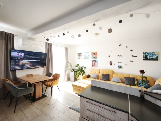 Kistarcsa, M�ra Ferenc utca k�rny�ke, 80 m2-es, ikerh�z, 4 szob�s