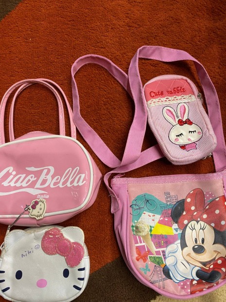 Kistska, pnztrca Mickey Mouse, Hello Kitty egyben-kln