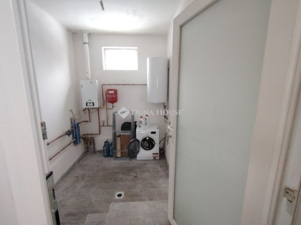 Kisteleki elad� 110 nm-es h�z