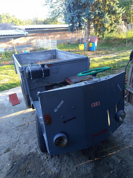 Kistraktor (csetteg, kis traktor, ptett traktor)