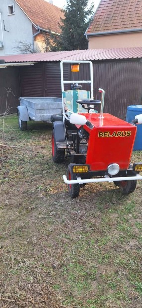 Kistraktor kerti kis traktor Kecskemét 7,5LE Honda motorral