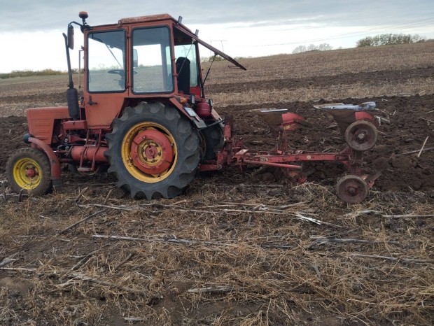 Kistraktor traktor eke