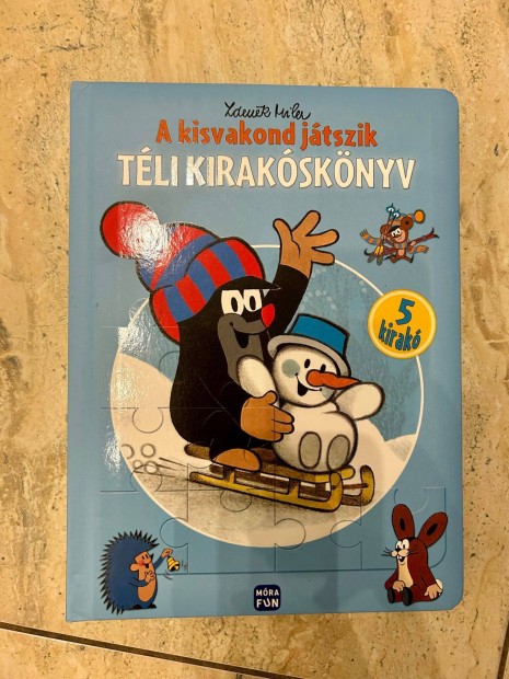 Kisvakond játszik téli kirakós könyv