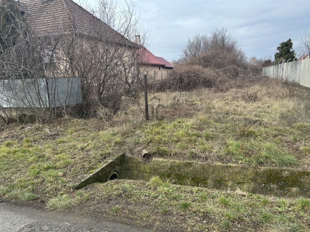 Kisv�rda telek - Kisv�rdai elad� telek