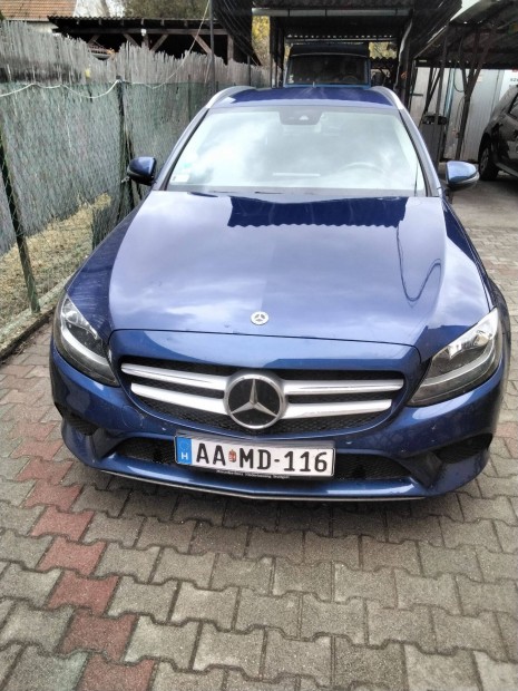 Kitn llapot hasznlt Mercedes C220 cdi elad