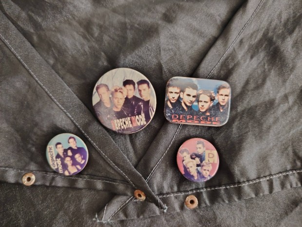 Kitűzők Depeche Mode.