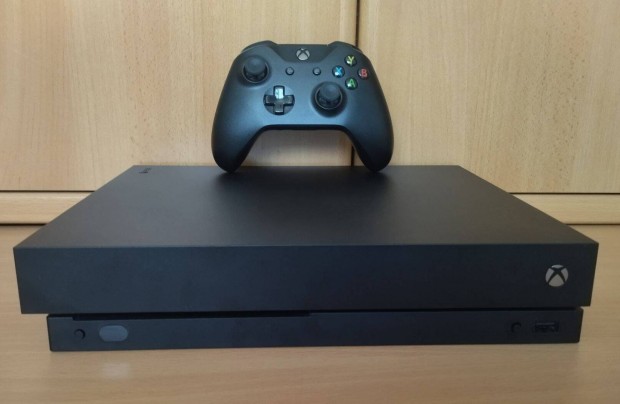 Kivl llapot Xbox One X 1TB