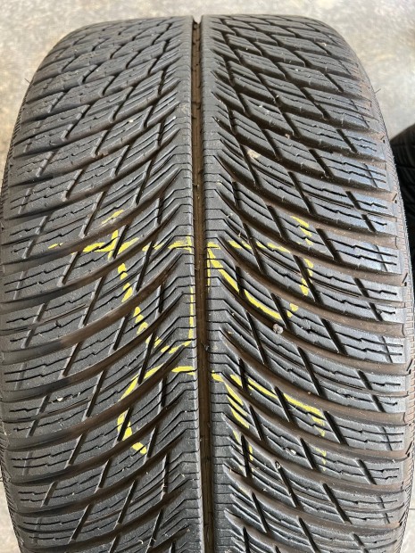 Kiv�l� Miichelin t�li gumiabroncsok v�s�rl�si blokkal