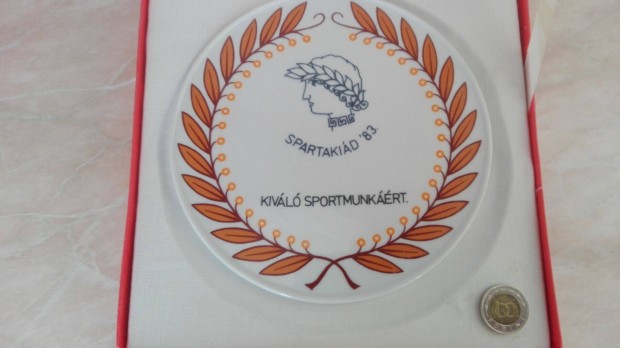 Kivl Sportmunkrt " Spartakid 83 " porceln kitntets