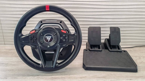 Kiváló Thrustmaster T128 kormány! PS5, PS4, PC