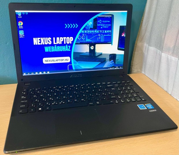 Kivl r! Asus X551M laptop (Intel/8GB/256SSD) - 1 v garancia