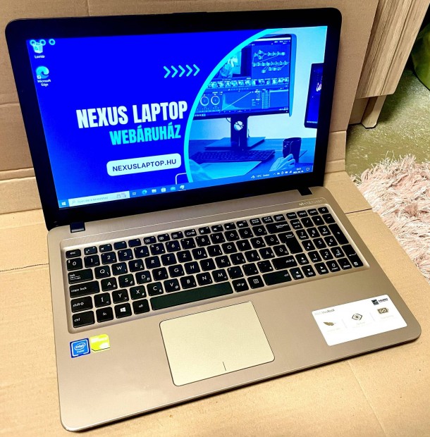 Kivl r! jszer Asus Vivobook X540N laptop