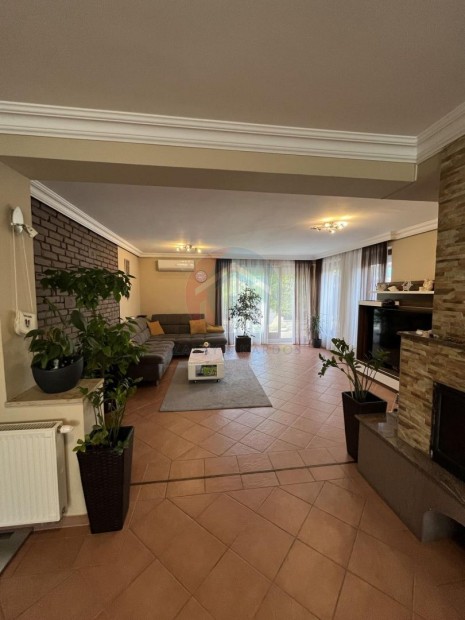 Kiv�l� �ron ,kiv�l� helyen