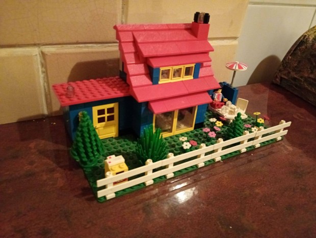 Klasszikus Lego szettek eladak!!!