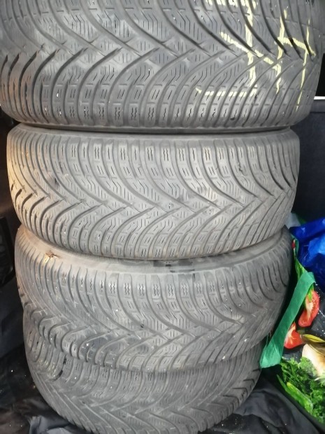 Kleber 205/55 R16 tli gumi dot:3017