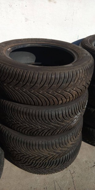 Kleber 205/60/16 tli gumiabroncs garnitra