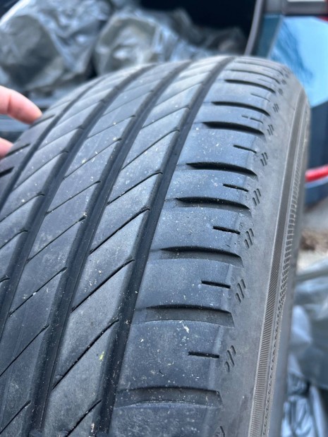 Kleber Dynaxer HP4 DT1 extra load ny�ri gumik - 205/60 R16