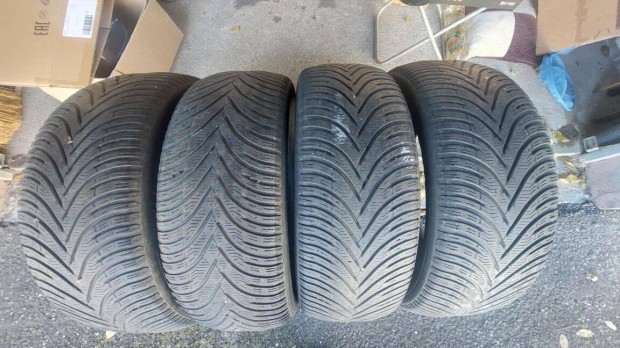 Kleber Krisalp HP3 215/55 R17 94H tli gumi