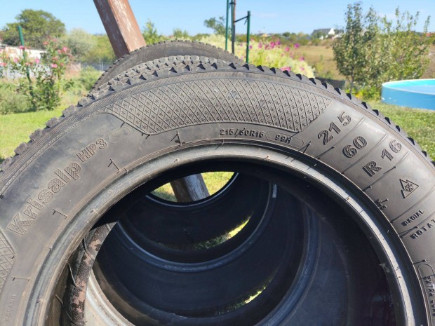 Kleber Krisalp HP3 XL 215/60 R16 tligumi szett