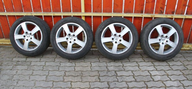 Kleber Krisalp hp2 225 55 r17 t�li gumi k�nny�f�m Momo felnivel �res�s